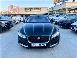 جاكوار XF